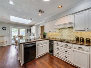 6115 Bluff Point Drive - Photo 11