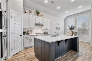 1100 Parkstone Drive - Photo 10