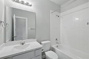 1100 Parkstone Drive - Photo 20
