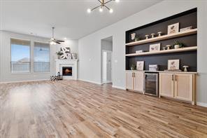 1100 Parkstone Drive - Photo 3