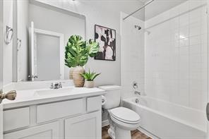1100 Parkstone Drive - Photo 5