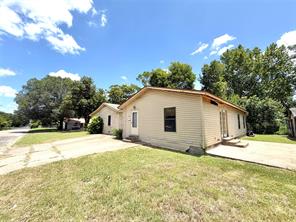 2501 S 27th Street - Photo 2