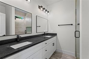4711 Elizabeth Street - Photo 20