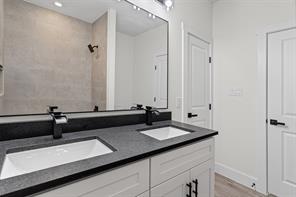 4711 Elizabeth Street - Photo 30