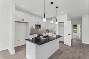 4711 Elizabeth Street - Photo 8