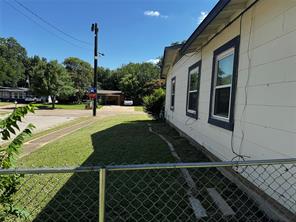 2009 Cloverdale Street - Photo 3