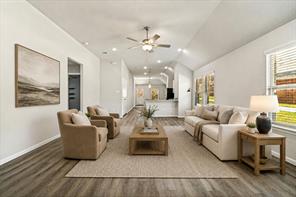 1801 Hazer Lane - Photo 4