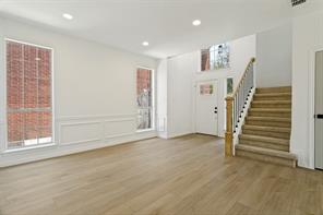 2116 Montclair Lane - Photo 10
