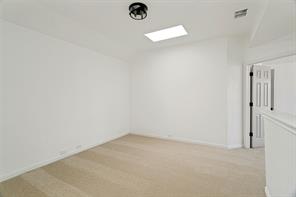 2116 Montclair Lane - Photo 24