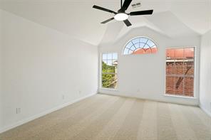 2116 Montclair Lane - Photo 29