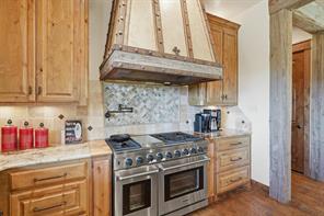 1046 Grandview Drive - Photo 11