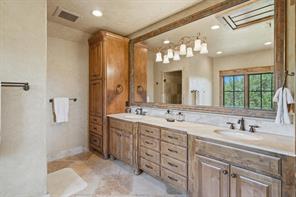 1046 Grandview Drive - Photo 26