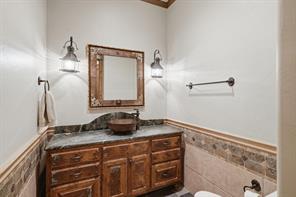 1046 Grandview Drive - Photo 29