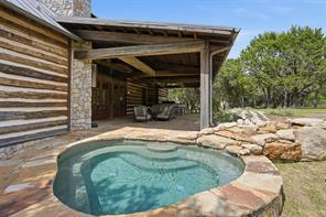 1046 Grandview Drive - Photo 4
