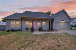 1007 Rebekah Drive - Photo 2