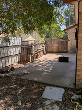 7501 Acapulco Road - Photo 26