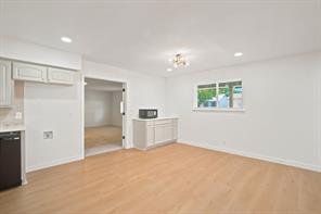 6632 Ellis Road - Photo 17