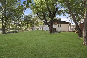 6632 Ellis Road - Photo 32