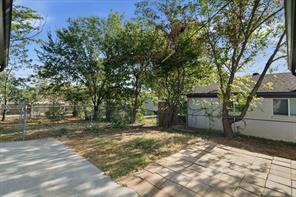 6632 Ellis Road - Photo 35