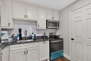 908 W Heron Street - Photo 9