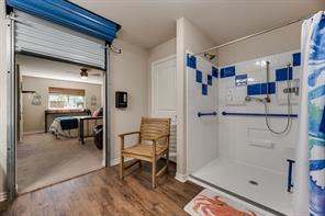 105 Baker Street - Photo 18