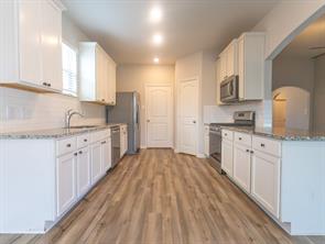 2100 Penaflor Drive - Photo 6