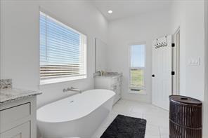 6514 Old Clarksville Road - Photo 25