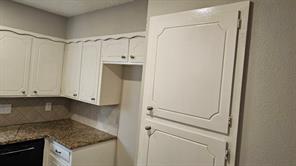 5660 Conlin Drive - Photo 26