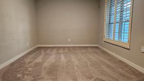 5660 Conlin Drive - Photo 32
