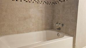 5660 Conlin Drive - Photo 34