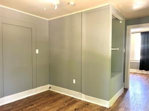1017 Vine Street - Photo 10