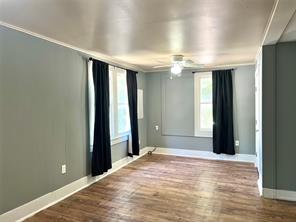 1017 Vine Street - Photo 3