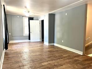 1017 Vine Street - Photo 4