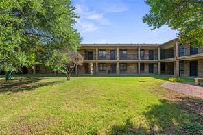 1214 Baylor Avenue - Photo 1