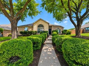 7700 Glenoaks Drive - Photo 1