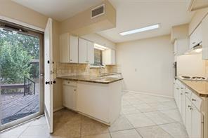 1303 Northlake Drive - Photo 12