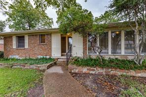 1303 Northlake Drive - Photo 3