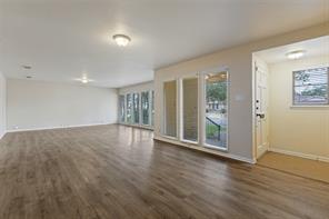 1303 Northlake Drive - Photo 6
