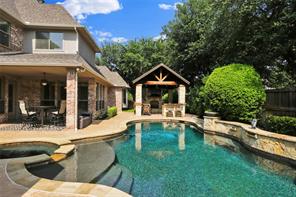 400 Vintage Court - Photo 2