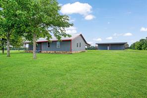 258 County Road 14665 - Photo 3