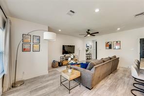 3001 Fernwood Avenue - Photo 7