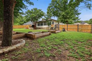 9705 Rosalie Court - Photo 32