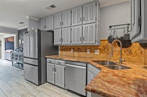 4812 Arabian Court - Photo 10