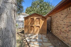 4812 Arabian Court - Photo 31