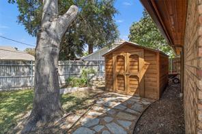4812 Arabian Court - Photo 34