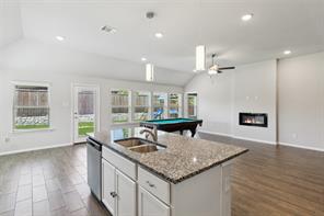 5933 Rostherne Drive - Photo 10