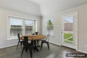 5933 Rostherne Drive - Photo 11
