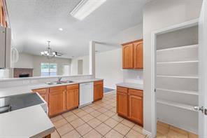 1422 Fairfield Drive - Photo 14