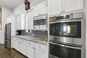 4280 Wellesley Avenue - Photo 11