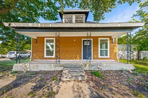 404 S Pearl Street - Photo 1